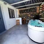 Blue View #3 Luxury Sea View Private Jacuzzi Apartment Parasporos