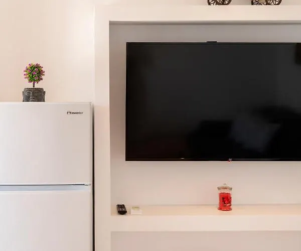 דירה Blue View #3 Luxury Sea View Private Jacuzzi פרספורוס